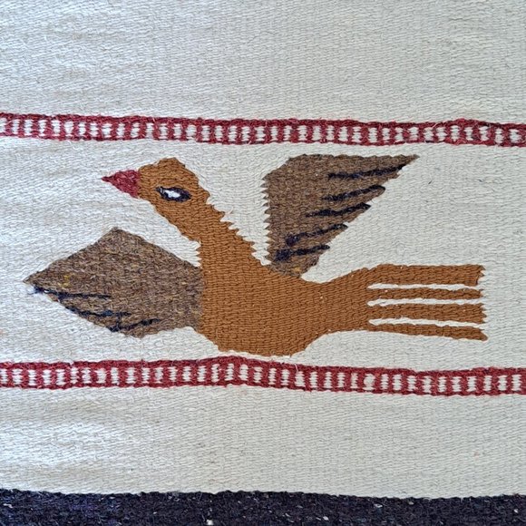 Two bird motif table runners or wall hangings. - Picture 5 of 6